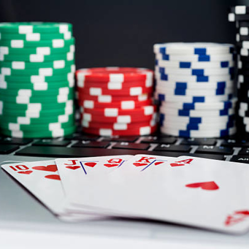Platform Situs Toto untuk Pengalaman Bermain yang Menarik